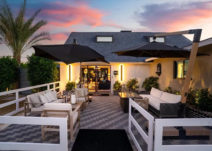 Holiday home Luminosity Escape Pool Hot Tub Dog-friendly