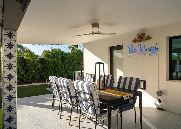 Luminosity Escape Pool Hot Tub Dog-friendly Holiday home