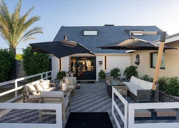 Holiday home Luminosity Escape Pool Hot Tub Dog-friendly